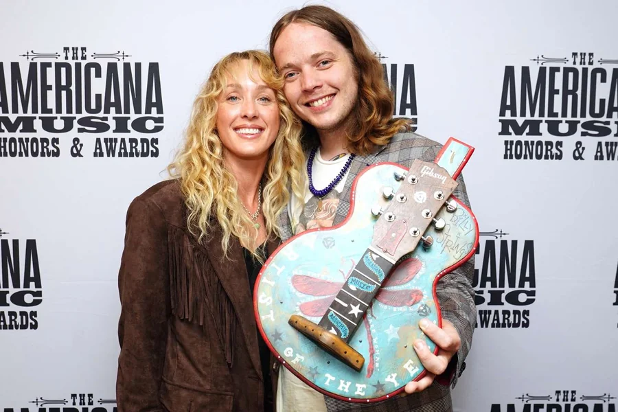Billy Strings Wife Age