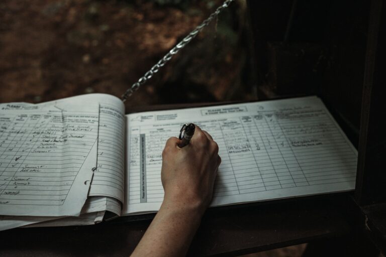 From Cluttered Logbooks to Clean Dashboards: The UX Behind a Great Mileage Tracking App