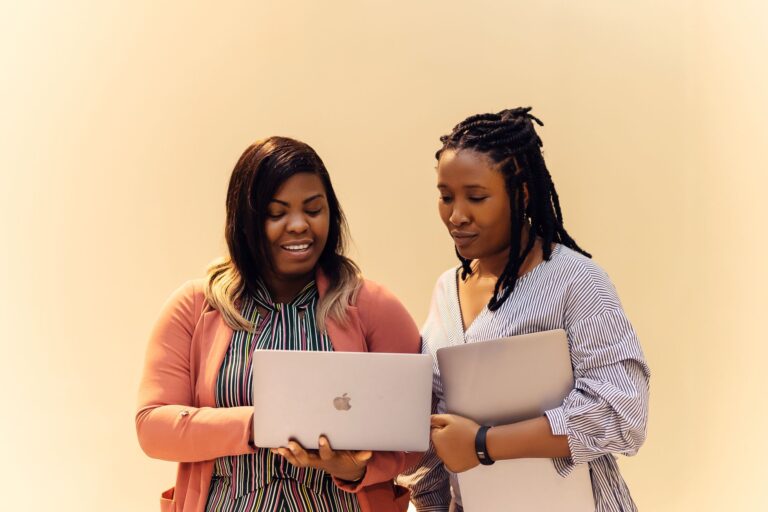 Top ways for entrepreneurs to learn from other business owners 