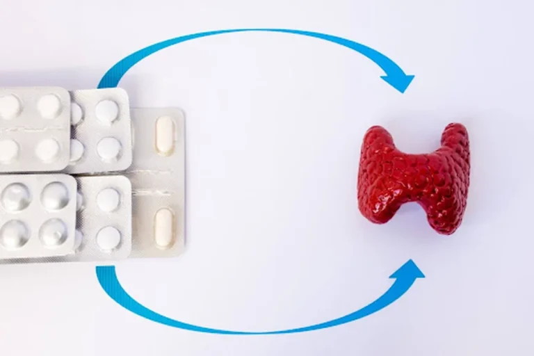 Thyroid Hormone Therapy Monitoring: Understanding TSH, T4 and T3 Tests