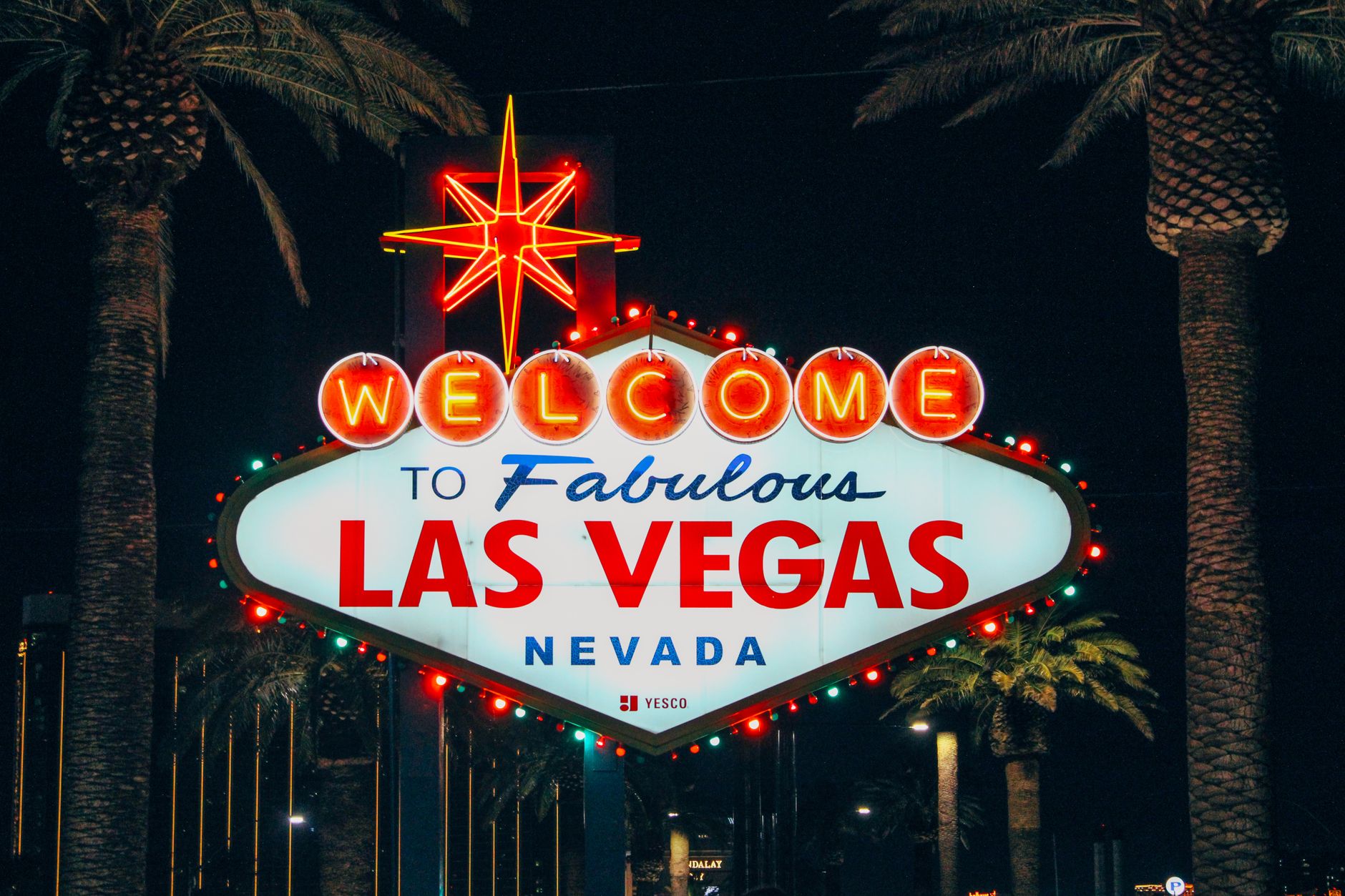From Las Vegas Signs to Smartphones: How Gaming Design Went Digital