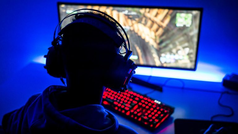 Four essential tips you should follow when withdrawing money at an online gaming