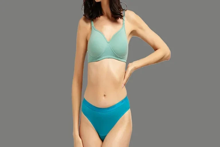 How to Choose Underwear That Won’t Roll or Dig In
